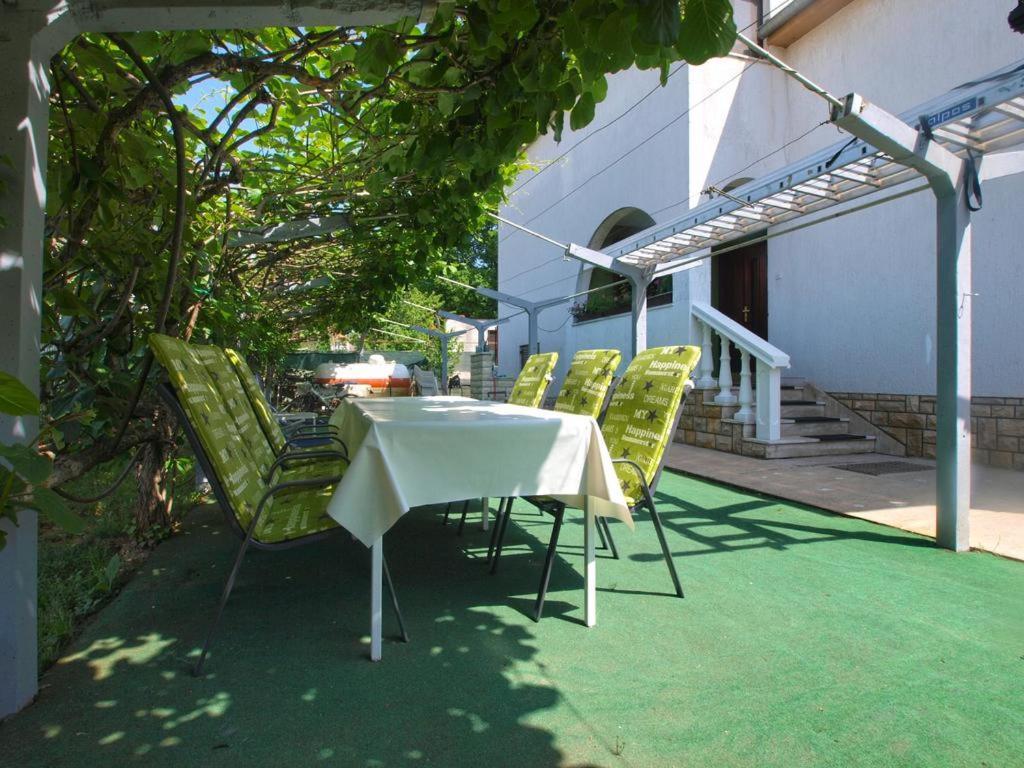 Apartment Tigo - 2 Bedrooms, 2 Bathrooms, Terrace And Big Garden Fažana Kültér fotó